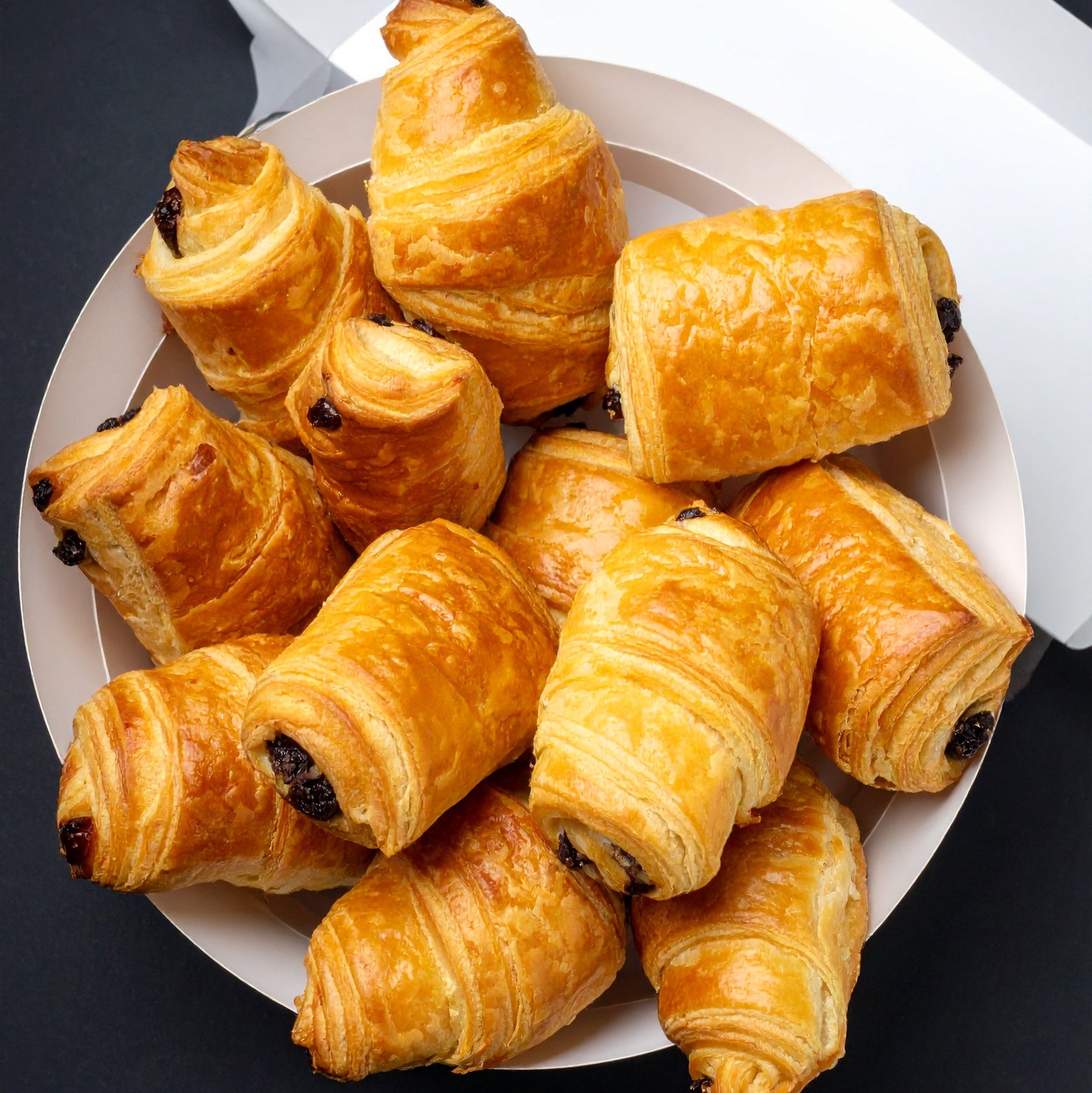 Croissants & Pains au Chocolat