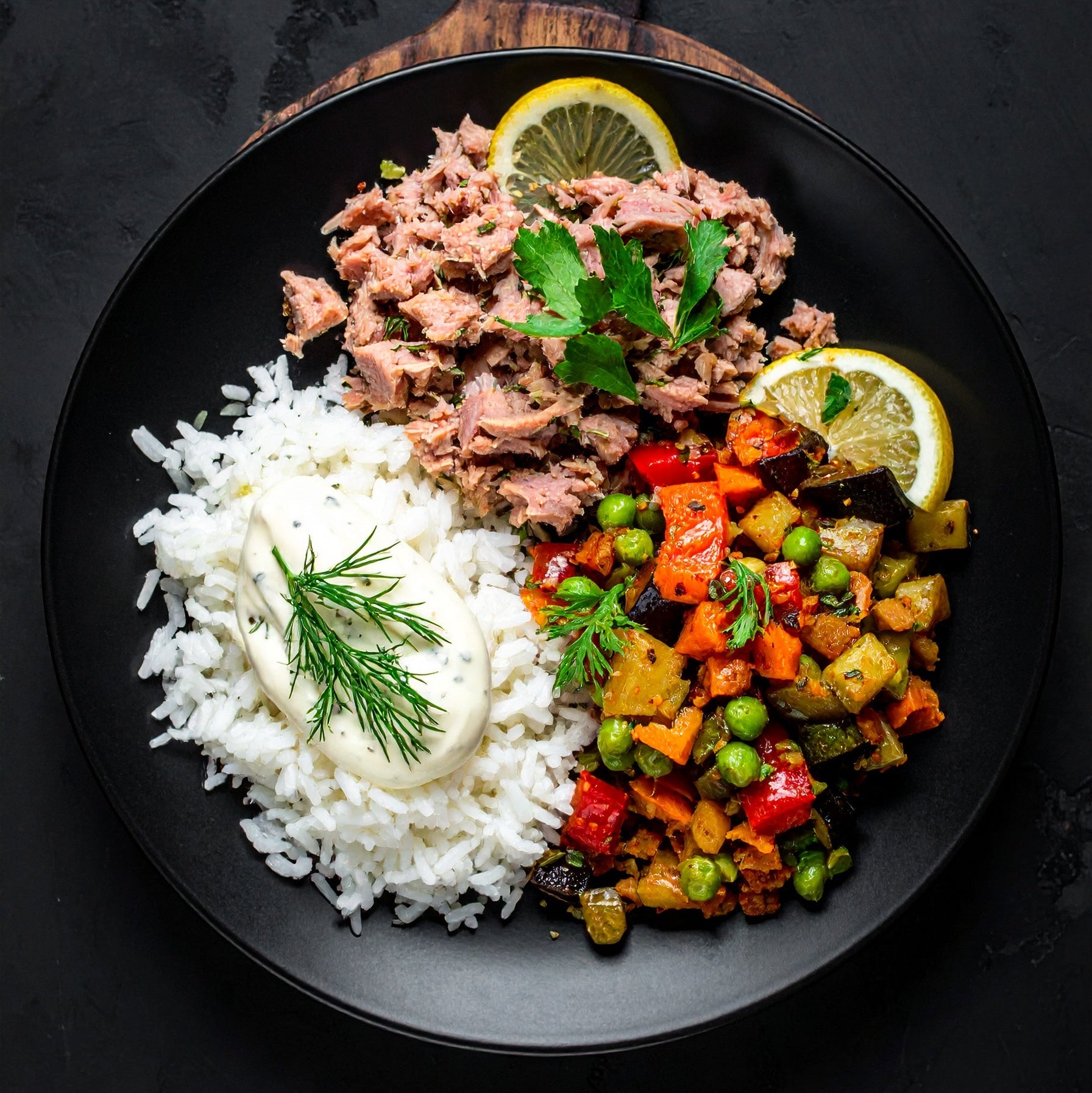 Effiloché de Thon, Mayonnaise Citron et Aneth, Riz &amp; Ratatouille
