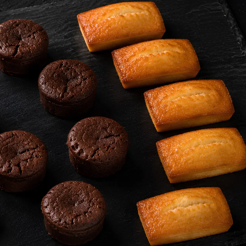 Coffret moelleux — fondants au chocolat, madeleines et financiers, traiteur Déliss Marseille